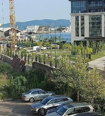 Black Sea View - Luxory By The Sea 아파트 *
